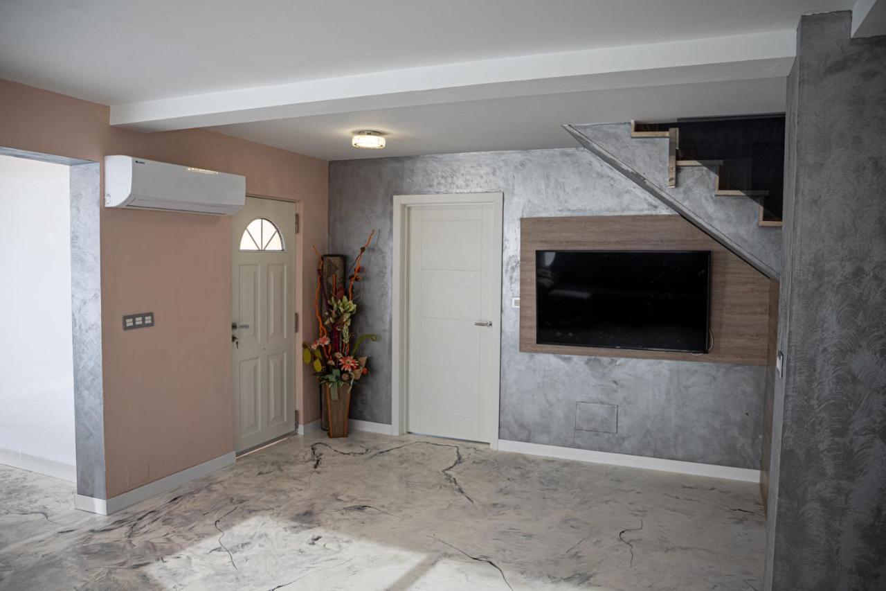 Montainbeach San Vicente Raspeig Exterior foto